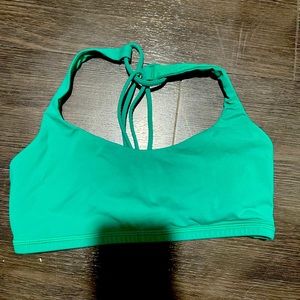 Lululemon Free to Be Bra